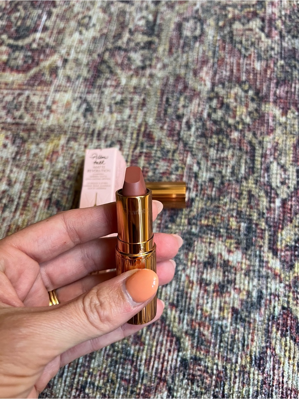 Charlotte Tilbury Pillow Talk Matte Revolution